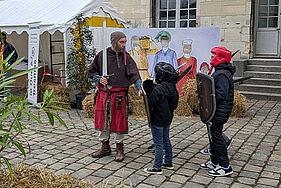 Animation : Le combat des petits chevaliers