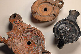 Dans les coulisses de l’archéologie : de la découverte à la valorisation du mobilier